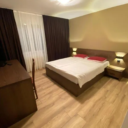Motel Des Fleurs Servion